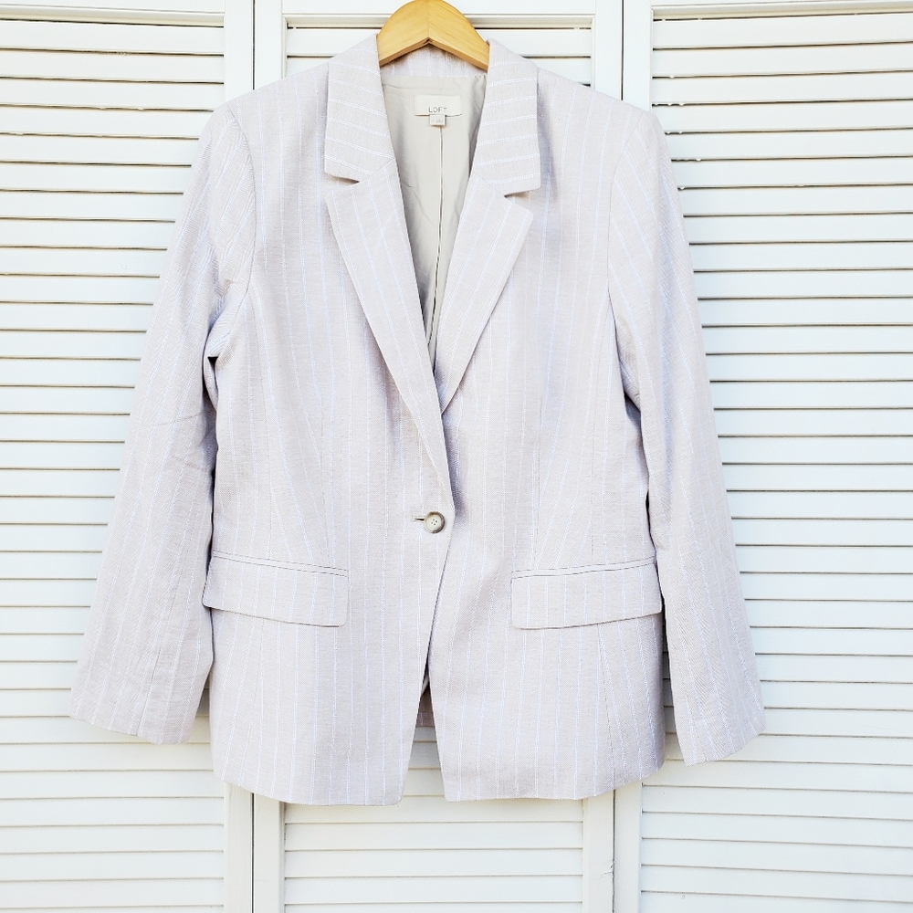 5/$20 LOFT shimmer stripe linen blend blaz…